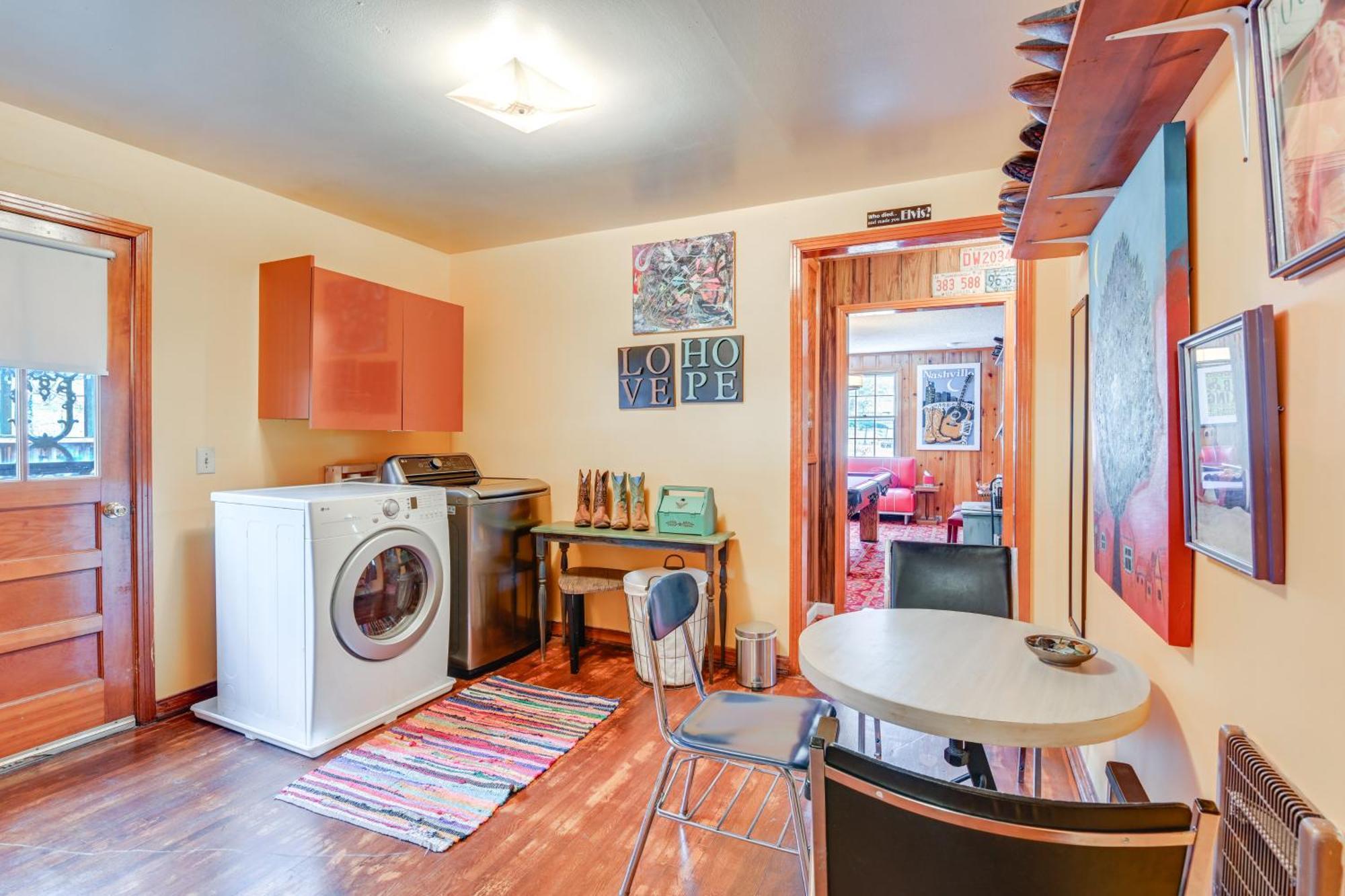 6 Mi To Downtown 70S-Themed Home In Nashville! Buitenkant foto
