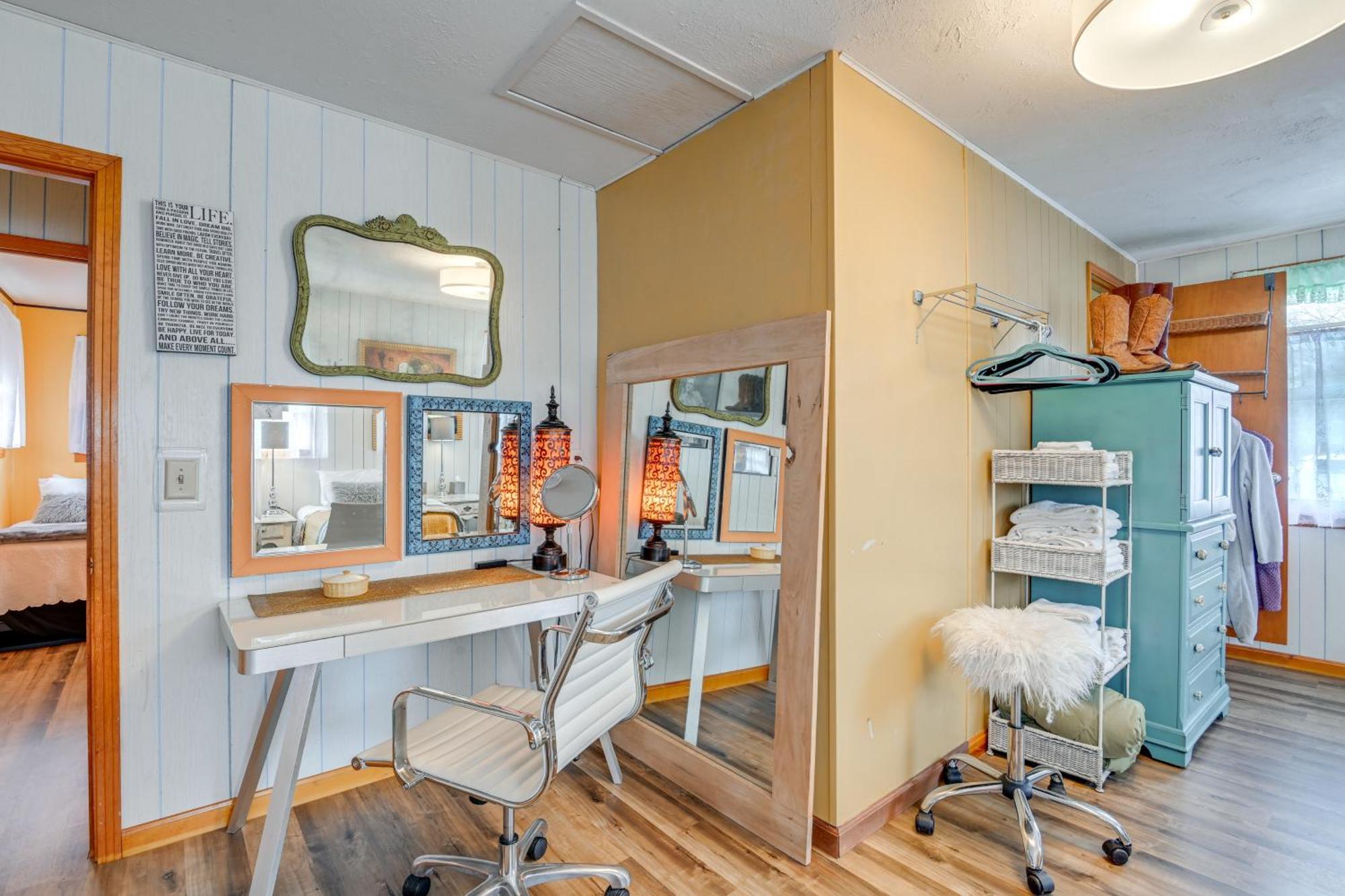 6 Mi To Downtown 70S-Themed Home In Nashville! Buitenkant foto