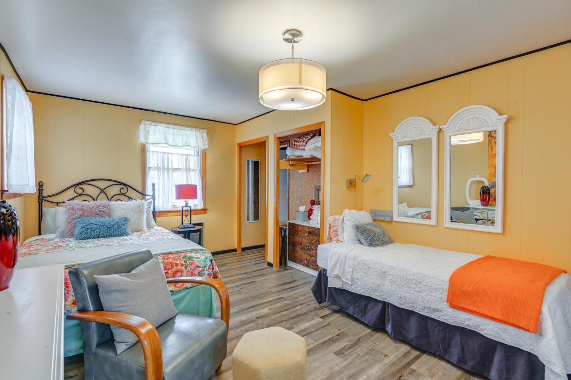 6 Mi To Downtown 70S-Themed Home In Nashville! Buitenkant foto