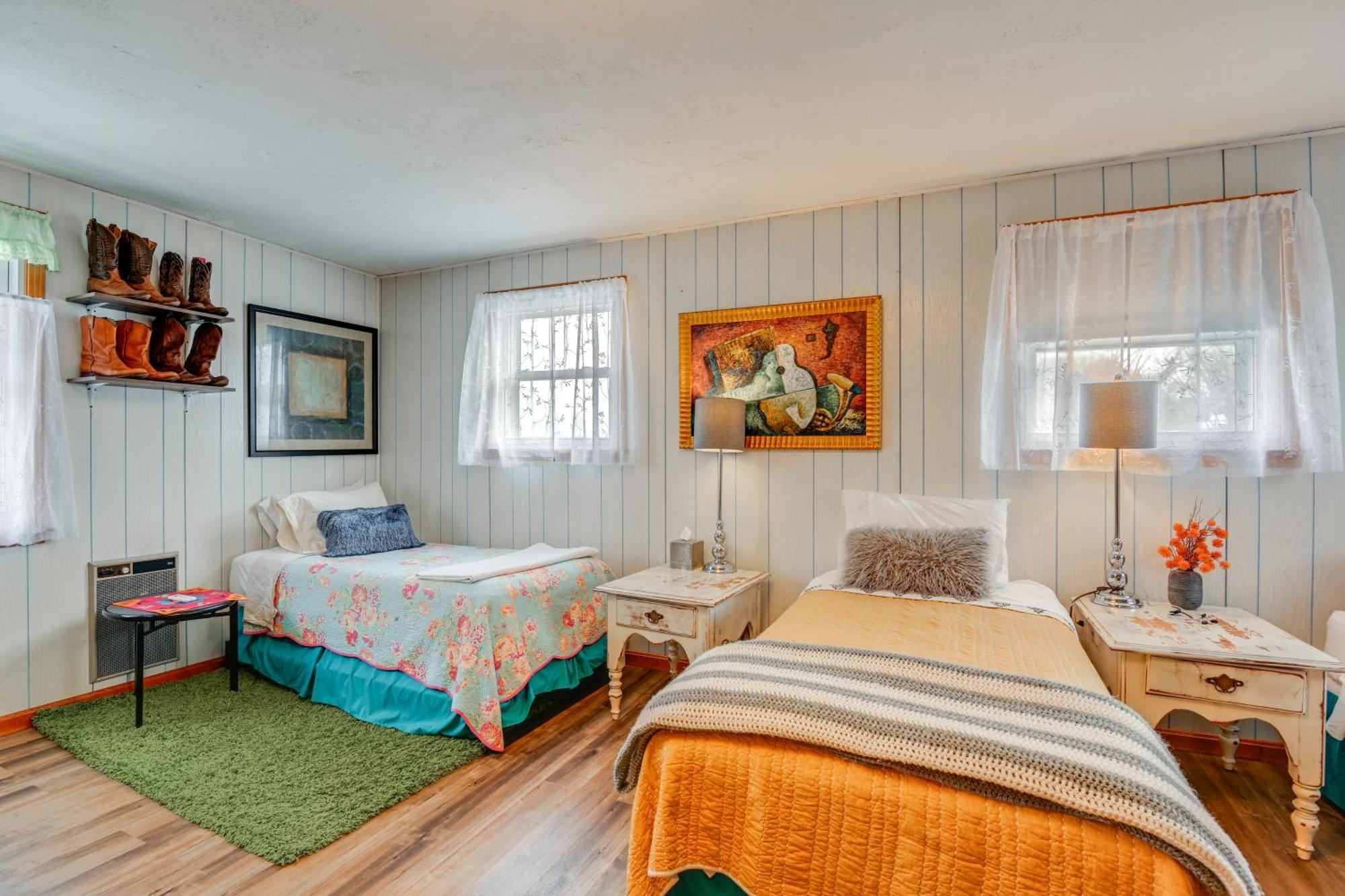 6 Mi To Downtown 70S-Themed Home In Nashville! Buitenkant foto